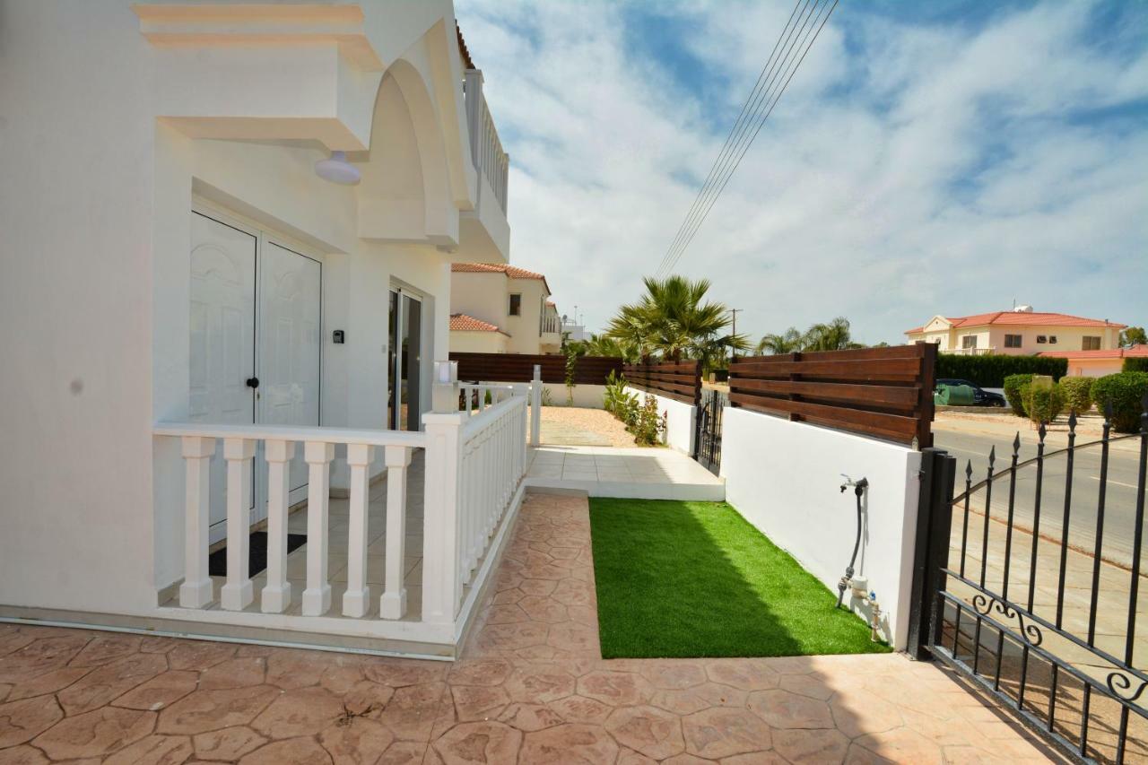 Nissi Palms Villa Ayia Napa Esterno foto